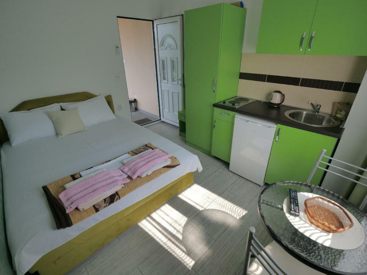 Apartments Blago Sutomore Exterior foto